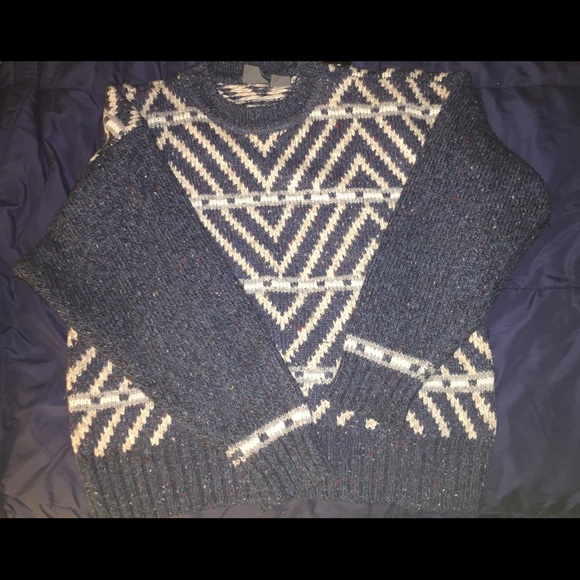 LIZ WEAR!!! WONDERFUL CONDITION Wool Sweater - Picture 4 of 6